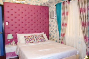 The Hive Condotels - FLORA (2BR, w/ WiFi & Netflix)